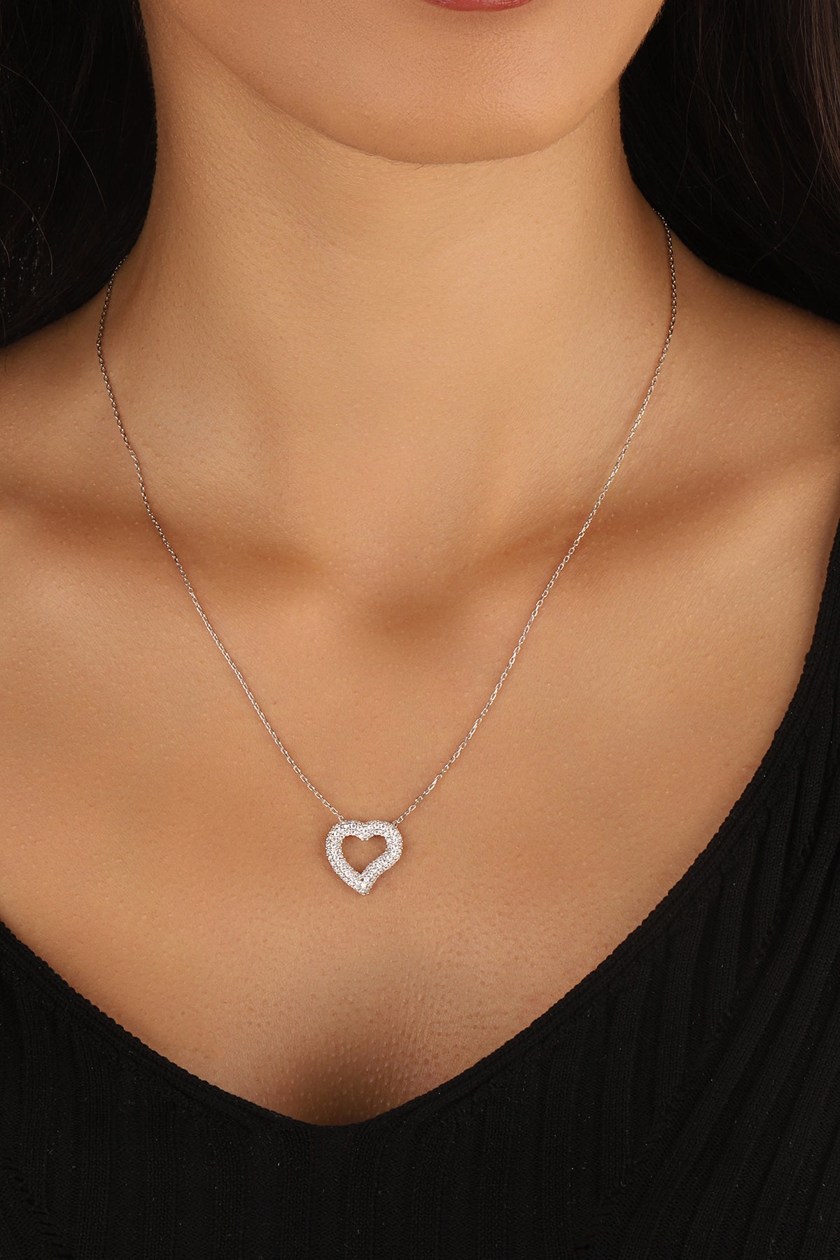 Beyaz Taşlı Büyük Kalp Gümüş Kolye RHODIUM-Rose
