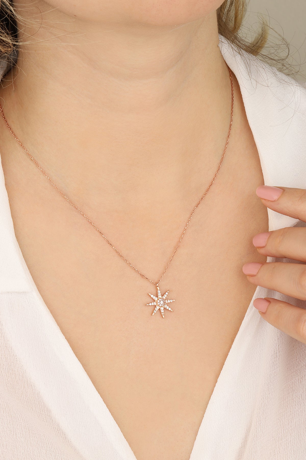Beyaz Taş Detaylı Gemici Düğümü 925 Gümüş Choker ROSE