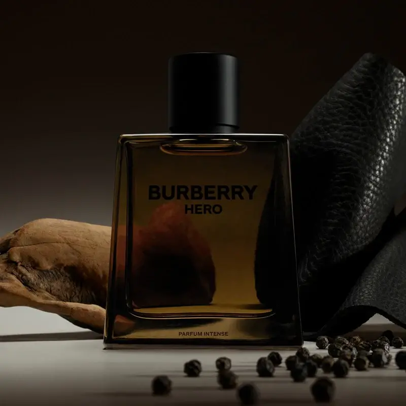 Burberry Hero Parfum Intense 100 ml