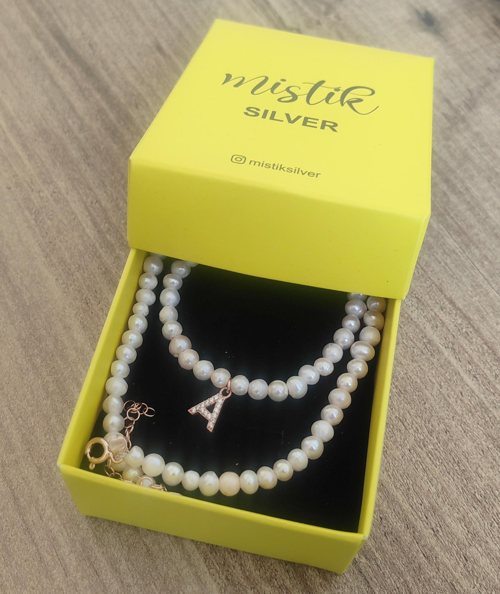 İncili Harf Choker Kolye