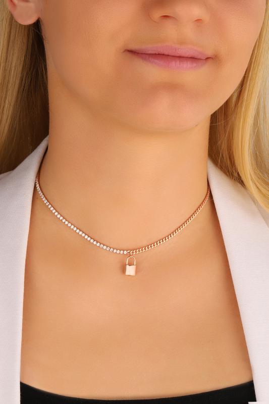 Yarısı Suyolu Yarısı Gurmet Zincirli Kilit Gümüş Choker Kolye