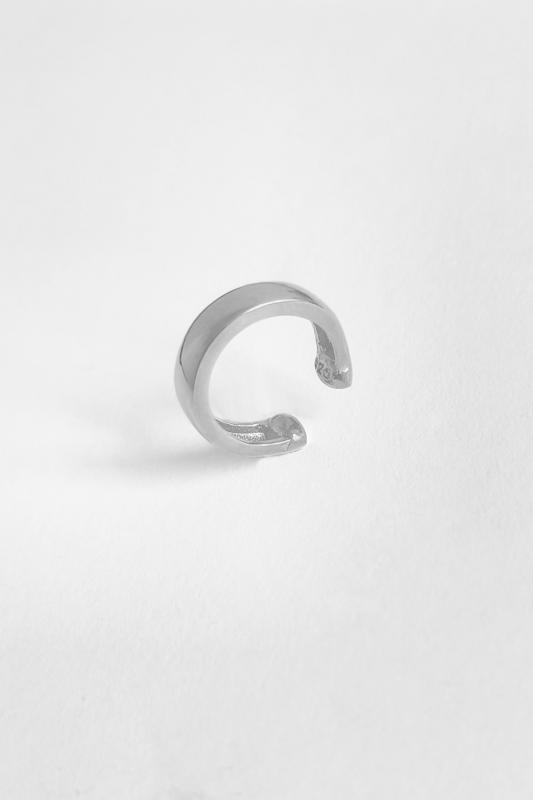 Oval Taşsız Gümüş Kıkırdak Küpe