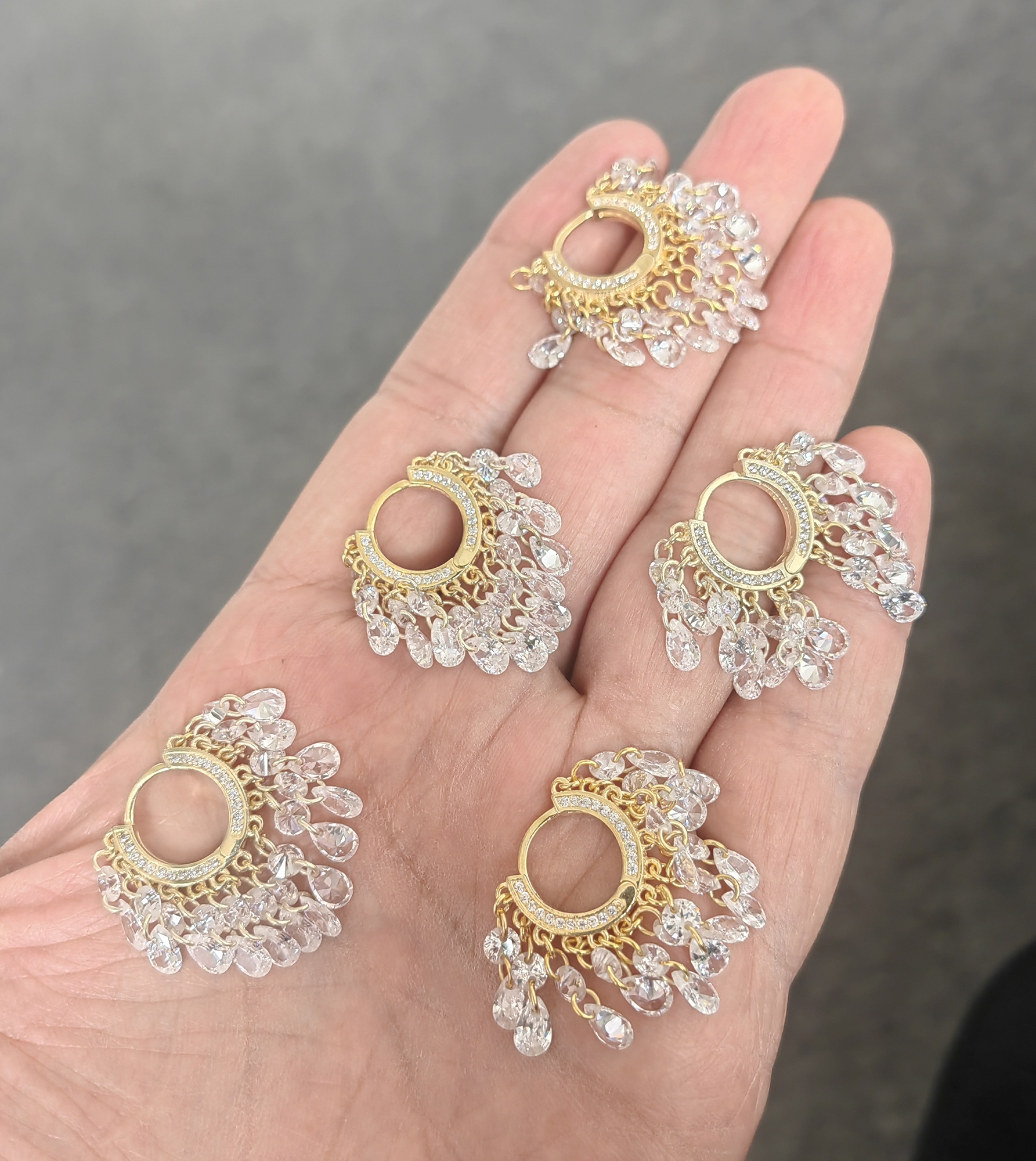 Çok Taşlı Sallantılı Gümüş Küpe | 925 Ayar Şık ve Göz Alıcı Kadın Küpesi - Rose Renk