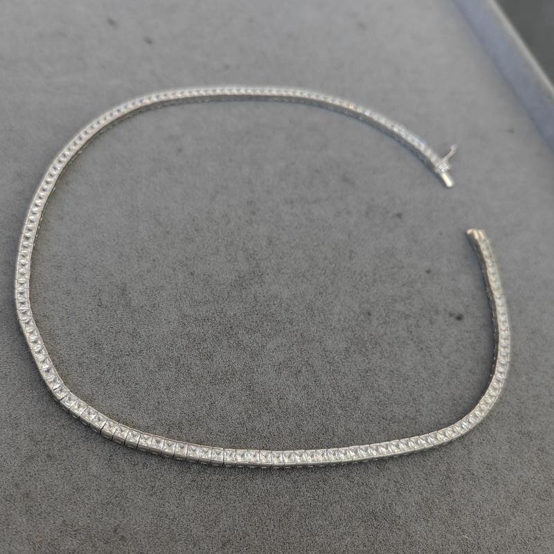 Beyaz Taşlı Gümüş Choker Kolye