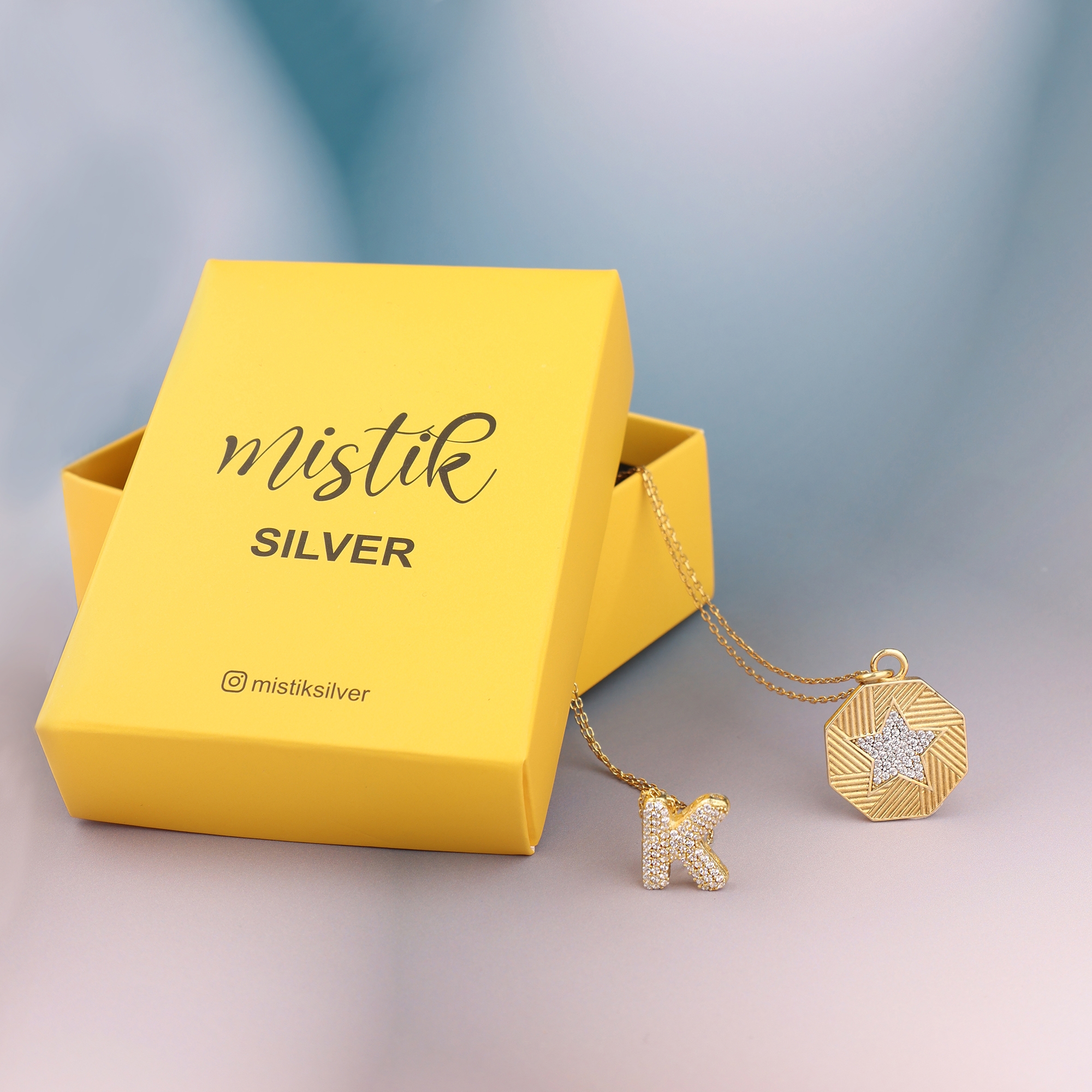 Doç%20Zincir%2014%20Ayar%20Gerçek%20Altın%20Zincir%20Kolye%20-%20Kalınlık:%203.75%20mm%20%20(585%20Damgalı)