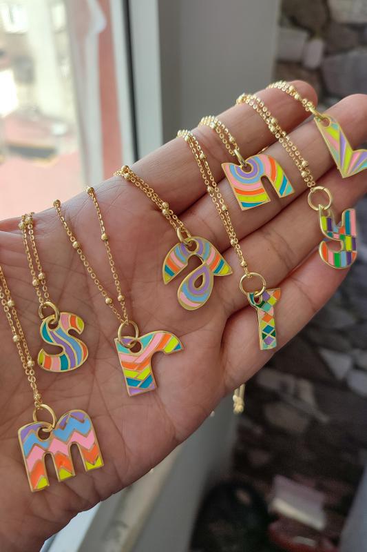 Gökkuşağı Renkli Mineli Taşsız Gümüş Harf Kolye - Rodyum - S