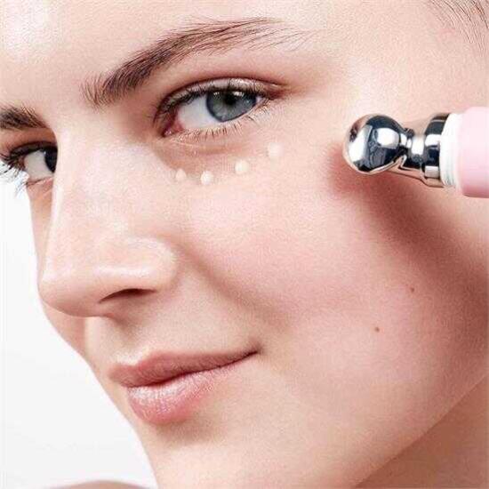 Clarins Total Eye Revive Canlandırıcı Göz Jeli 15 ml