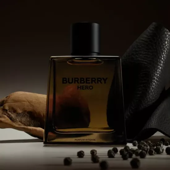 Burberry Hero Parfum Intense 100 ml