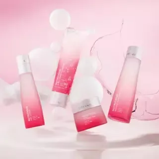 Estee Lauder Nutritious 2-in-1 Yüz Temizleme Köpüğü 125 ml