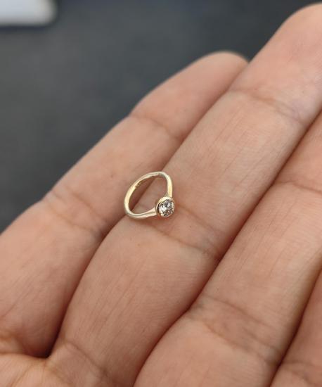 Tek Taşlı 14 Ayar Altın Helix Piercing
